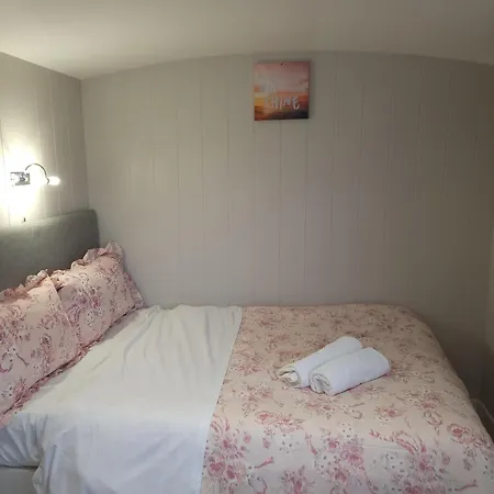 Nead Neamhai * Κιλάρνεϊ